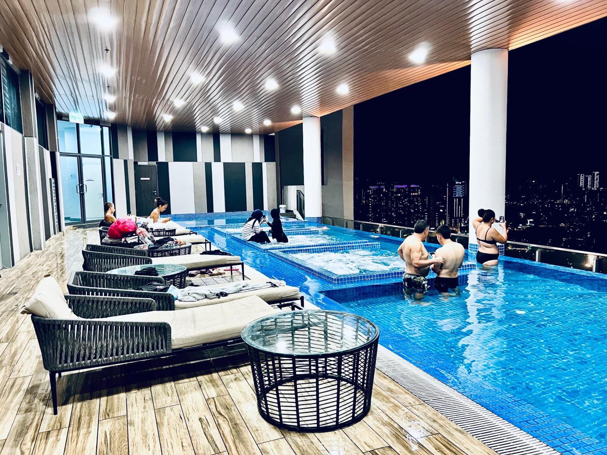 The Infinitum Kualalumpur Skypool Hotel Kuala Lumpur Bagian luar foto