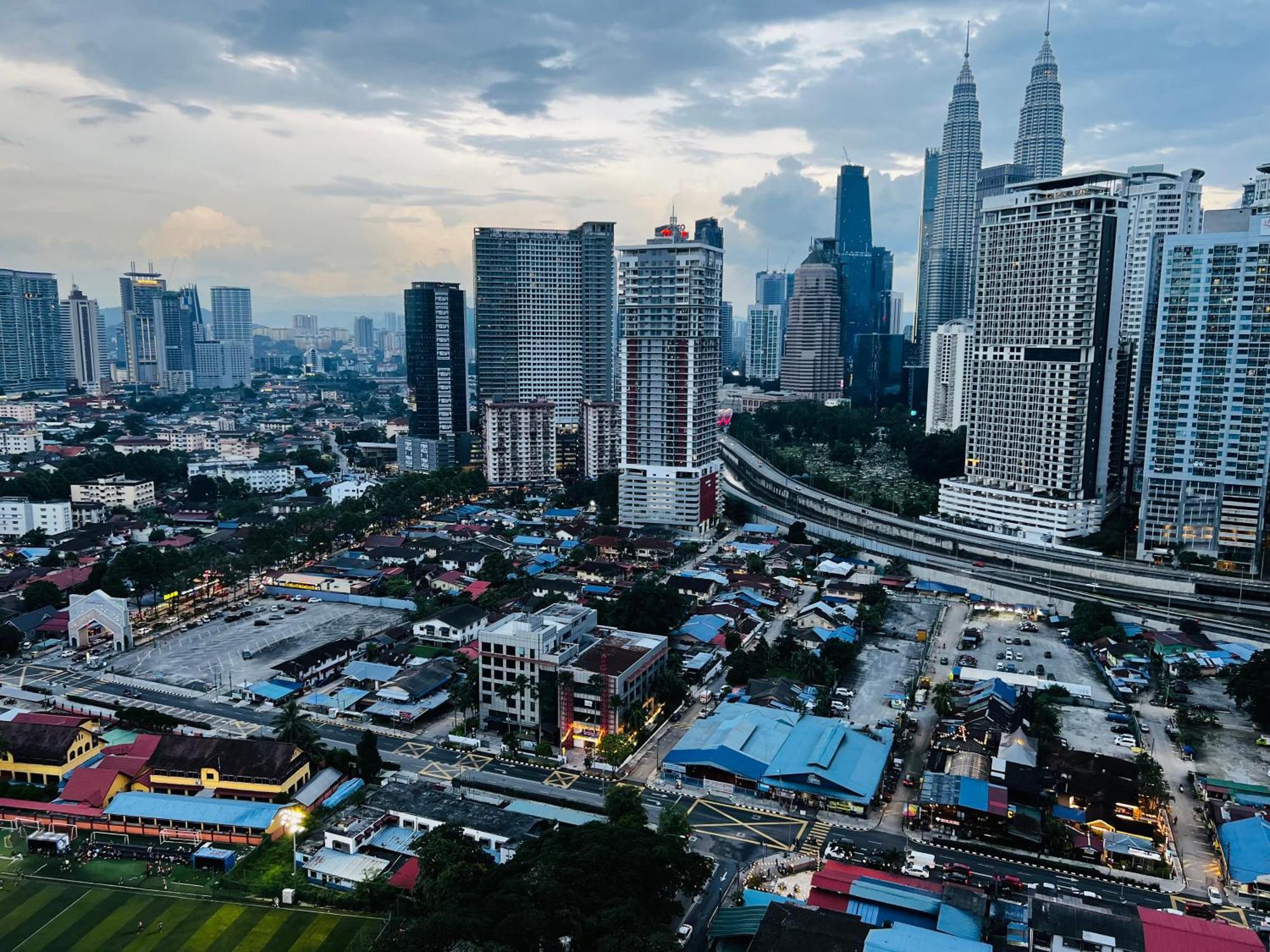 The Infinitum Kualalumpur Skypool Hotel Kuala Lumpur Bagian luar foto